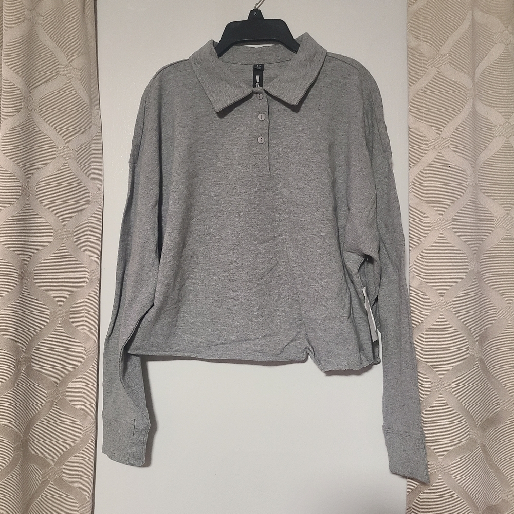 Design Lab Lord&Taylor Gray Long Sleeve Collar Crop Shirt Womens Size Small